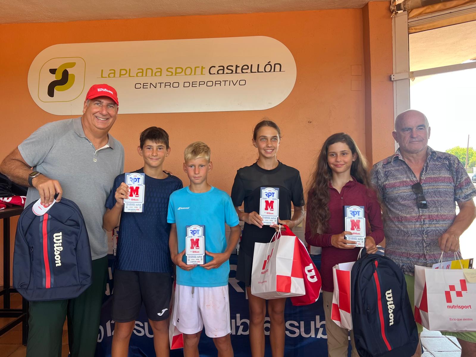 Champions et finalistes de moins de 12 ans