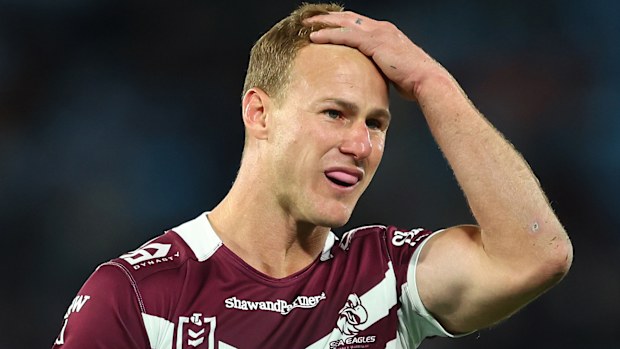 Daly Cherry-Evans of the Sea Eagles regarde lors du match de la Round 15 dans les Titans de Gold Coast et Manly Sea Eagles au CBU Super Stadium, le 13 juin 2025, à Gold Coast, en Australie. (Photo de Chris Hyde / Getty Images)