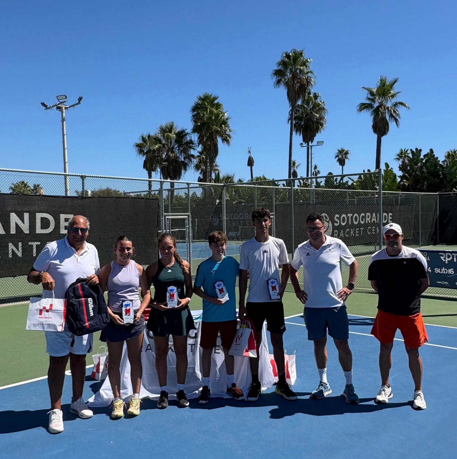 Sous 16 champions et finalistes