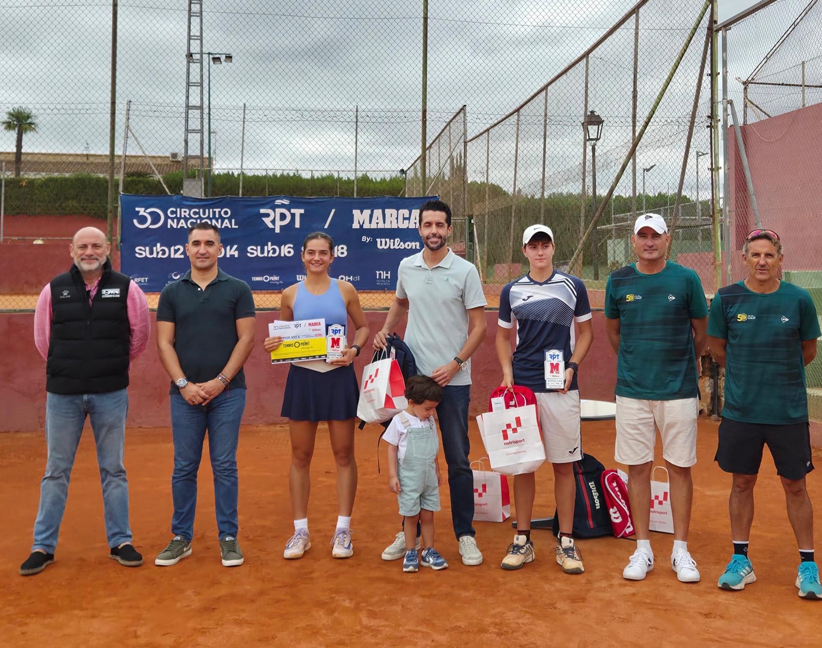 Champion et finaliste de moins de 18 ans