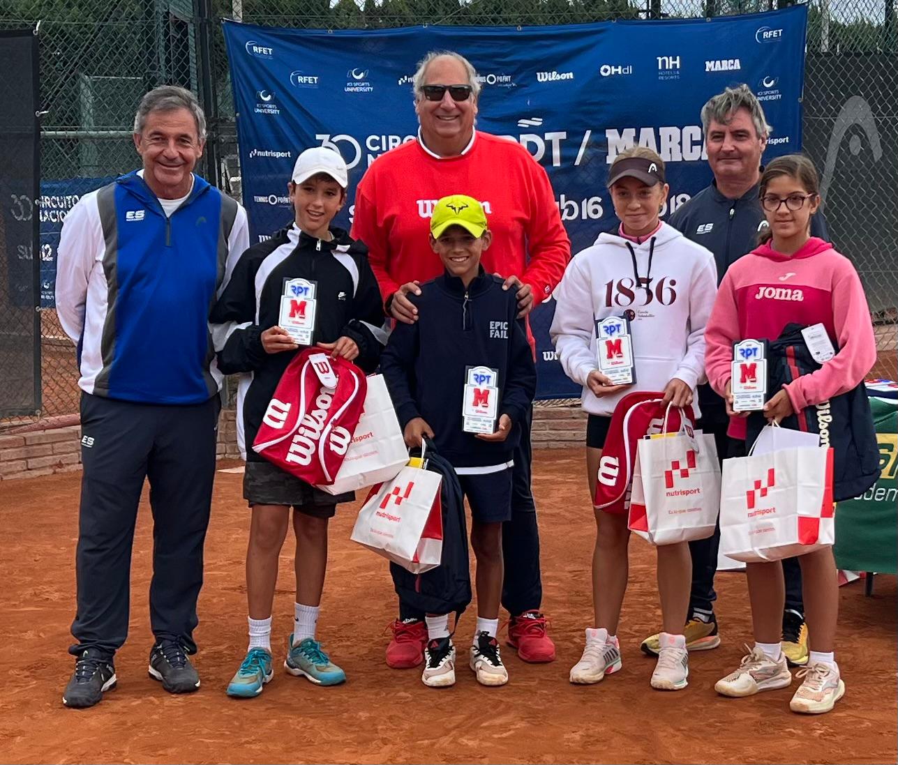 champions et finalistes de moins de 12 ans