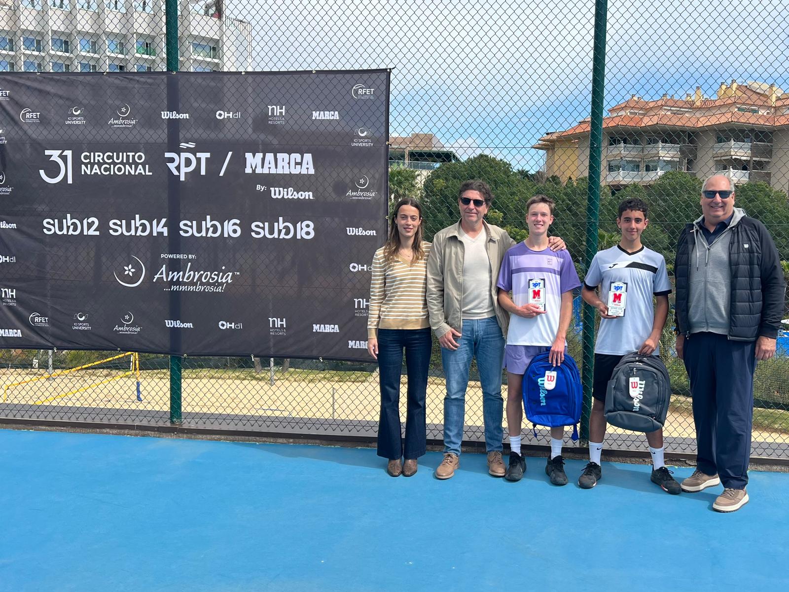 Champion et Finaliste Sub16 au Centre de Tennis Higuerón du RPT - Marca by Wilson
