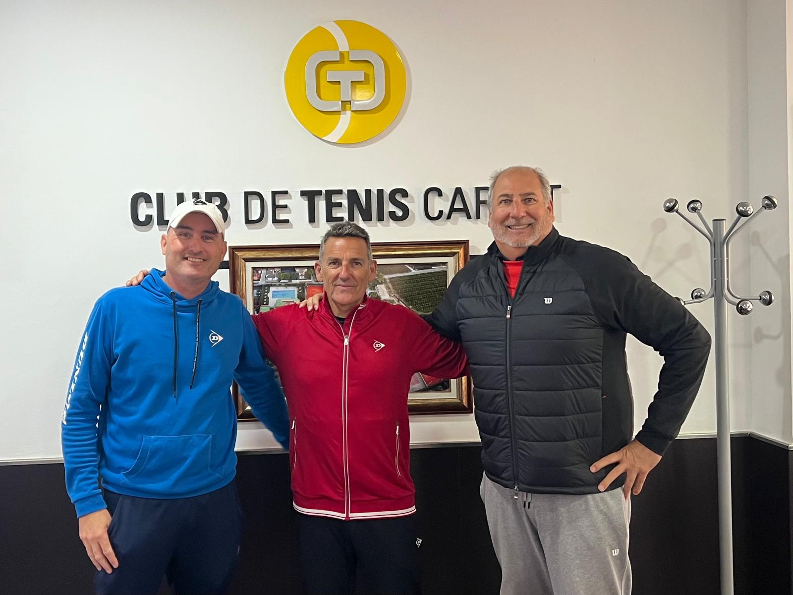 Oscar Garcia, José Luis Sanz et Luis Mediero au Club de Tennis Carlet du Circuit Jeunes RPT - Marca by Wilson propulsé par Ambrosía