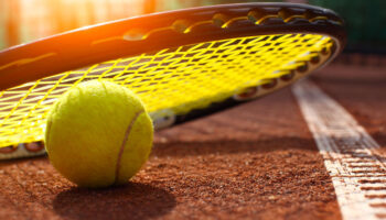 Comment choisir la surface de son court de tennis ?