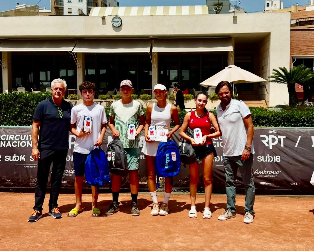 Champions et finalistes moins de 14 ans